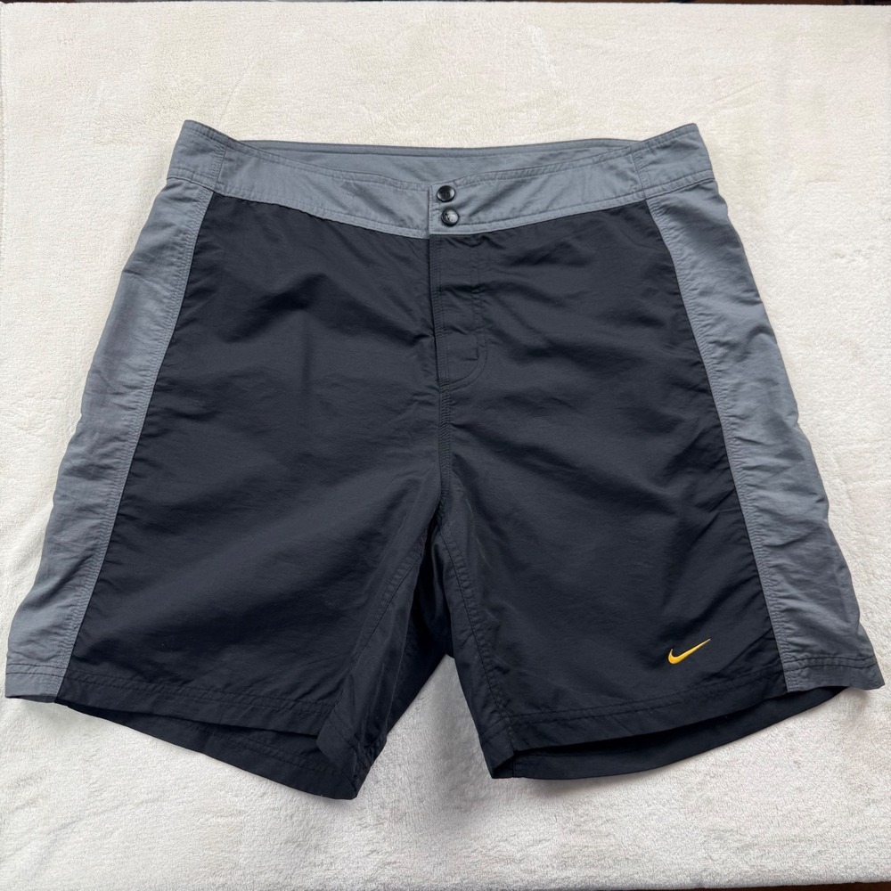 Vintage Nike Volleyballβ Mens 34x9" Grey/Black Color Block Retro Athletic Short